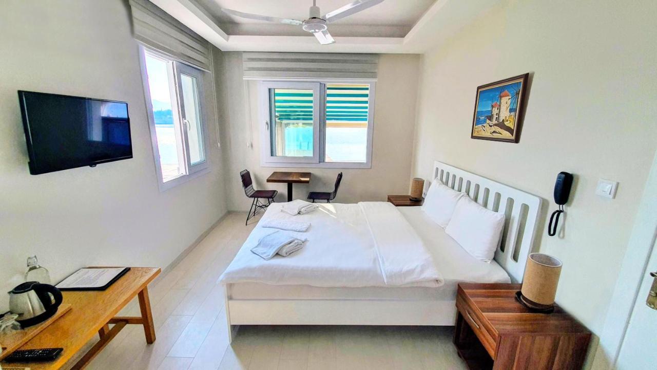 Midilli Konak Foça Ngoại thất bức ảnh