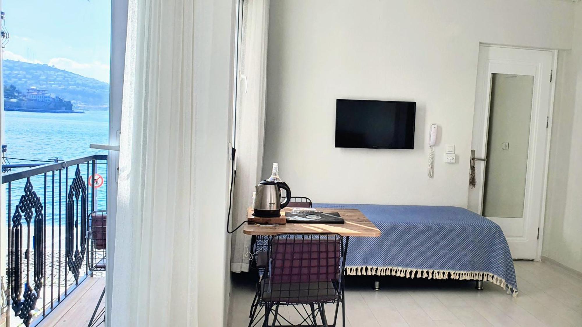 Midilli Konak Foça Phòng bức ảnh