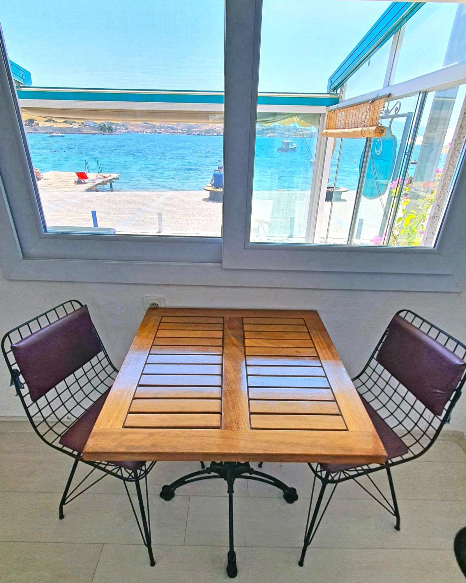 Midilli Konak Foça Phòng bức ảnh