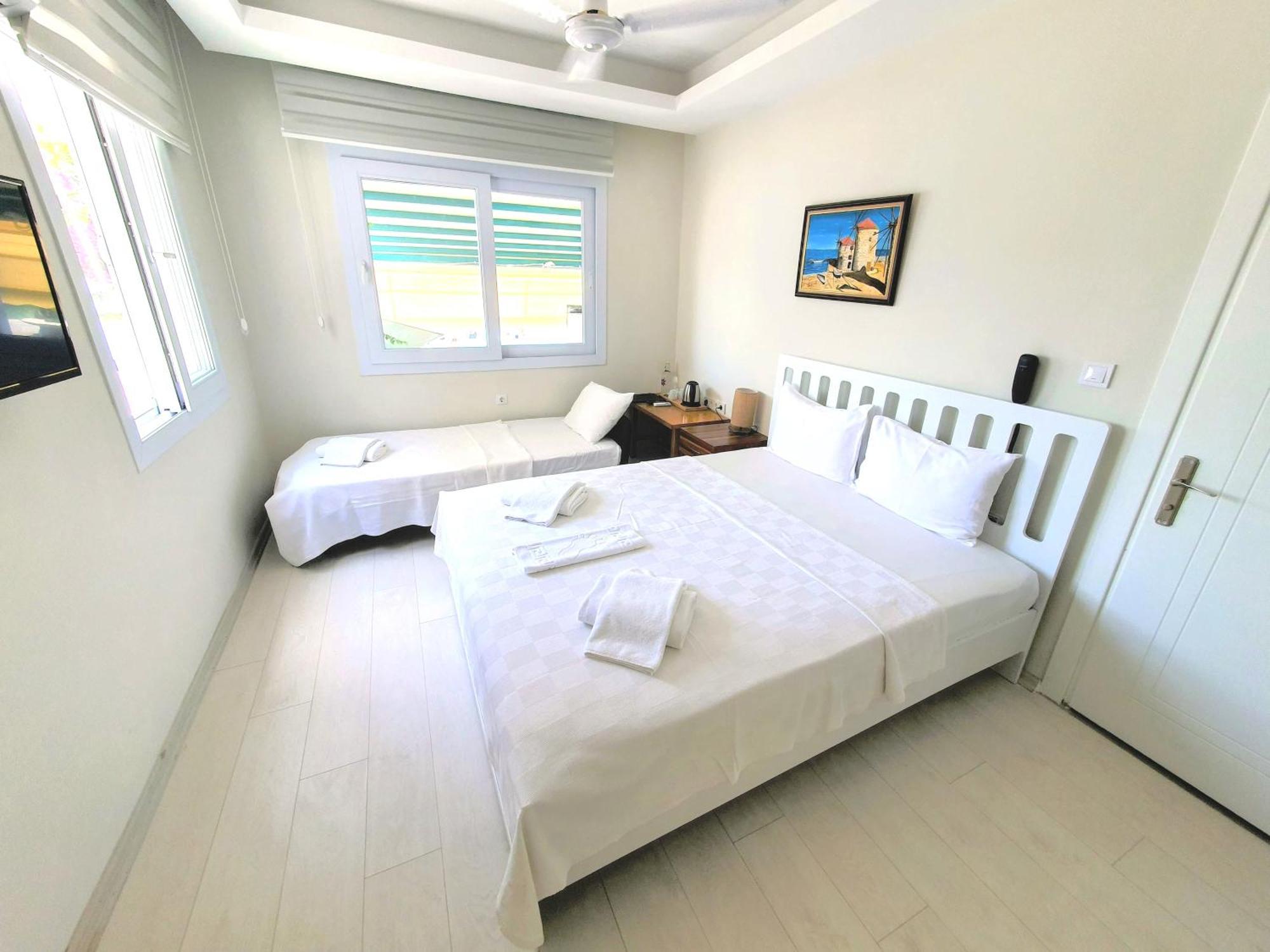 Midilli Konak Foça Ngoại thất bức ảnh